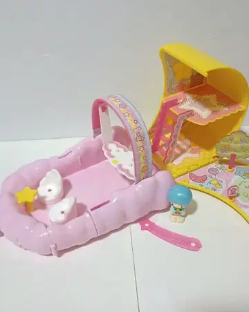 코에다짱 작은 달의 집과 키키의 인형