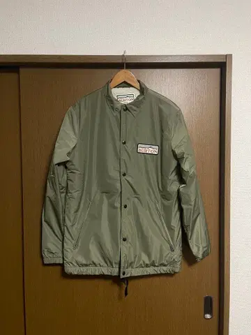 BURTON 나일론 자켓 S 사이즈 올리브 카키 플리스 아우터