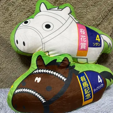 서러브레드 컬렉션 다이컷 쿠션