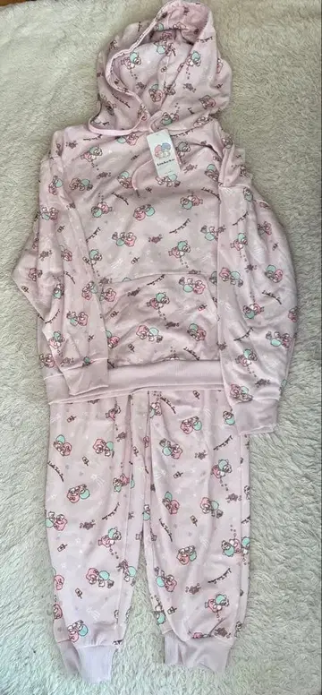 키키라라 룸웨어 파자마 맨투맨 상하의 후드티 L 사이즈 미사용 새상품