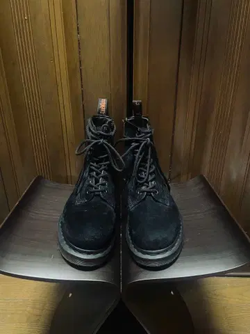 Dr.Martens x BEAMS 별주 8홀 부츠 UK8