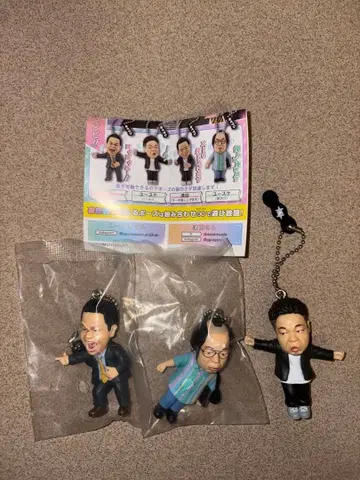 피규어 3개 세트 스트랩 포함