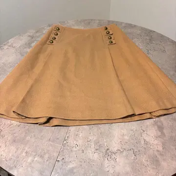 MELROSE 플레어 스커트 사이즈 3 베이지