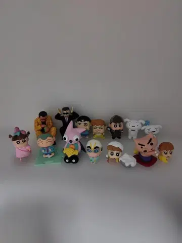 짱구는 못말려(크레용 신짱) 가챠가챠 피규어 세트