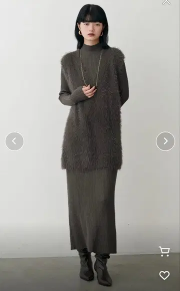 미사용 새상품 [ LARUTA ] 리브 니트 원피스 x 페더 베스트 세트