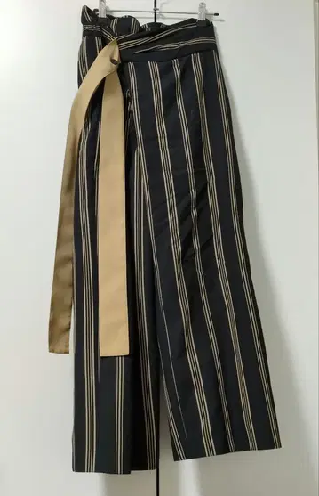 ADORE 와이드 팬츠