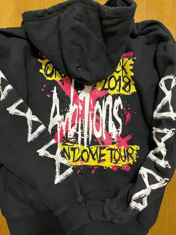 원오크록 2018 라이브 후드티