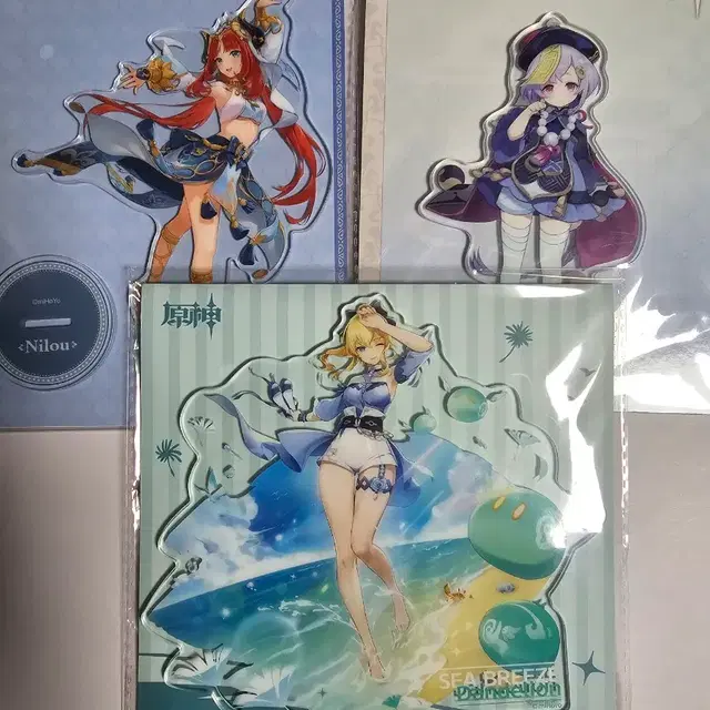 원신 공식 아크릴스탠드 닐루/치치/진