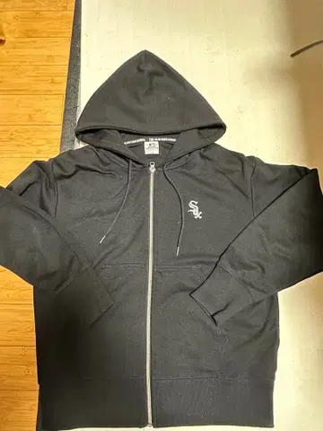 화이트 삭스 지퍼 후드티