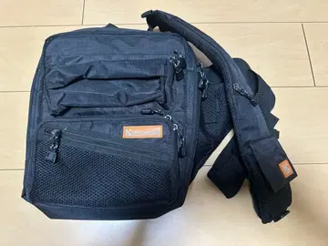 지이 크랙 숄더백 GEE23110