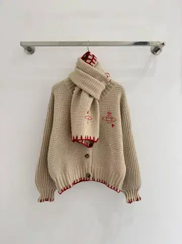 우주 자수 디자인 니트 가디건과 스카프 세트