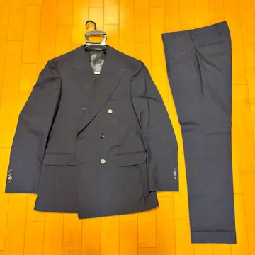 유나이티드 애로우즈 디스트리트 x 폭스 브라더스 네이비 수트