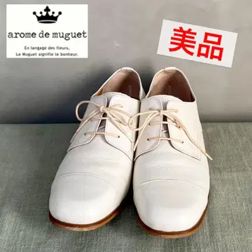 화이트 가죽 레이스업 슈즈 24.5cm 천연 가죽 새상품급 아로마도뮤게