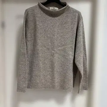 APPLE HOUSE 스웨터