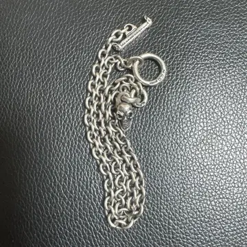 Gaboratory Quarter Skull&6Chain Necklace