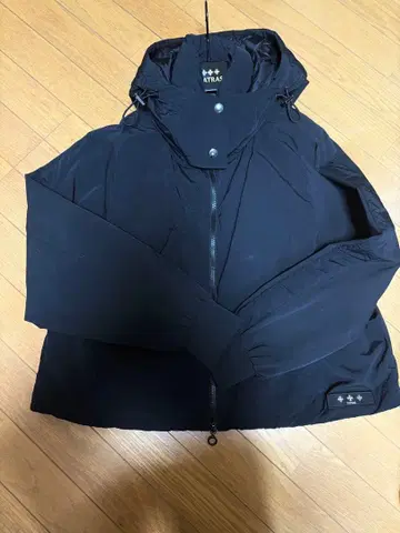 TATRAS 블랙 다운 자켓