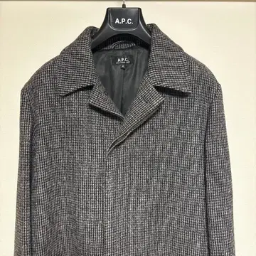A.P.C. 해리스 트위드 체스터 코트 그레이 체크 무늬
