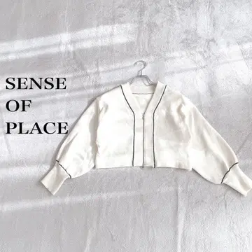 SENSE OF PLACE 아이보리 크롭 가디건 풀 집업