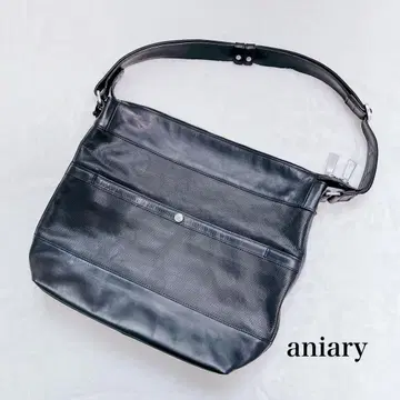 [ 새상품급 ] aniary 숄더백 펀칭 A4 가죽 일본제 블랙