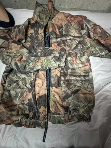 Trail Crest 리얼트리 자켓