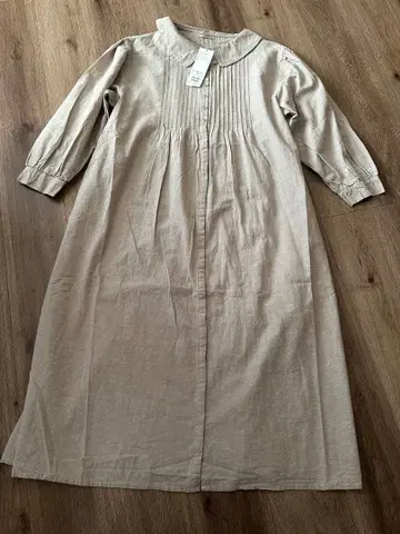 새상품! 사만사 모스모스 SM2 라운드 칼라 원피스 베이지