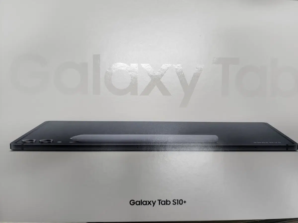 Selling a sealed, new Galaxy Tab S10 Plus Wi-Fi 256GB.