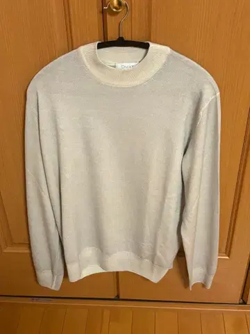 크루치아니 니트 스카이블루