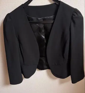 블랙 숏 가디건