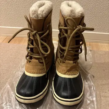 SOREL 방수 하이컷 부츠 브라운/블랙