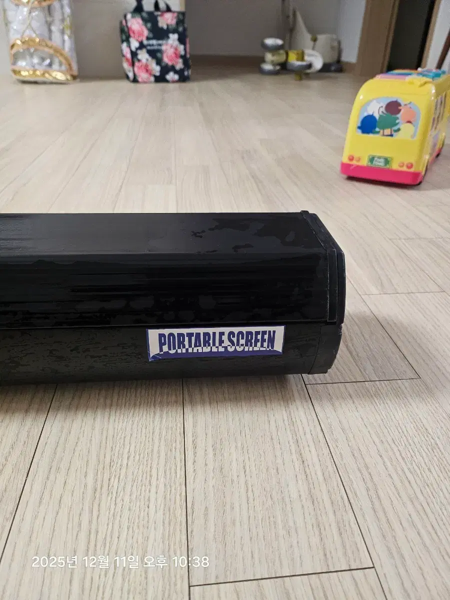 Mobile Hydraulic Screen 100-inch for sale