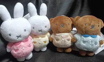 [07] 미피 마스코트 배지 보송보송한 의류 전 4종 세트