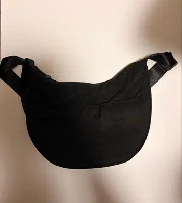 블랙 나일론 숄더백