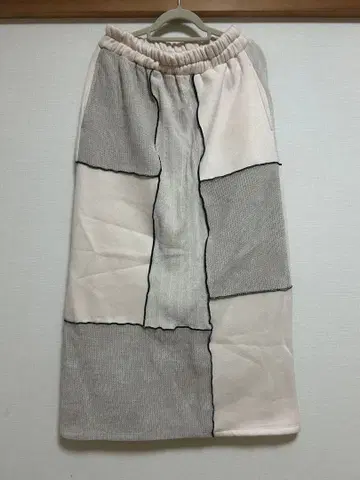 Lupilien 몰 티셔츠 패치워크 스커트 아이보리