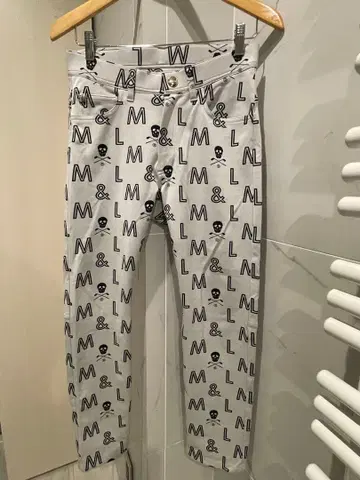 마크앤로나 MLM-1C-AT05 사이즈 44 화이트