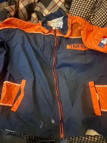 레어 Pro Player TIGERS 나일론 자켓
