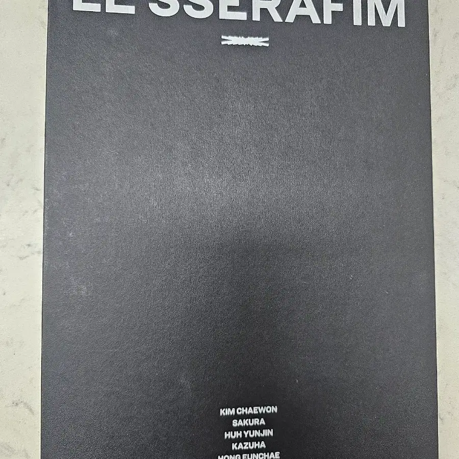 le sserafim photo card binder LE SSERAFIM
