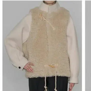 새상품 HYKE 더블 페이스 더플 재킷 크림