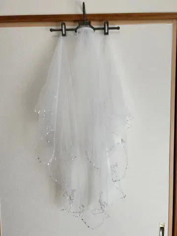 웨딩 베일 라인 비즈 화이트