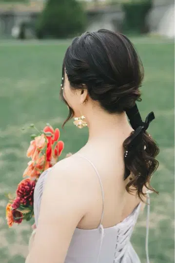 꽃 모티브 골드 귀찌