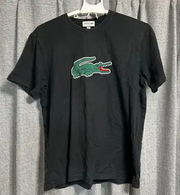 LACOSTE 블랙 T셔츠 L 사이즈