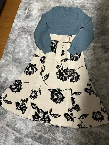 [ 새상품 미사용 ] 질 바이 질 스튜어트 도킹 니트 원피스 플라워