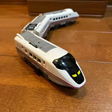 프라레일 E3계 아키타 신칸센 코마치 연결 사양