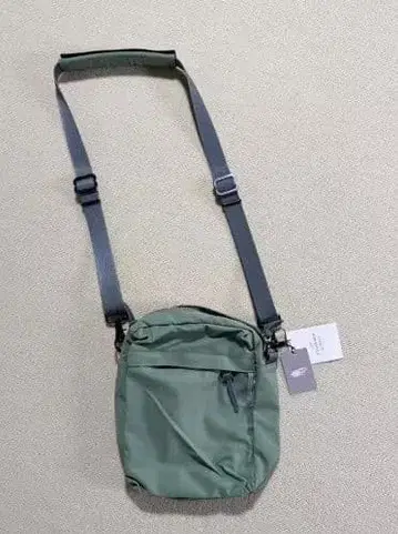 STANDARD SUPPLY 숄더백 빔즈 별주