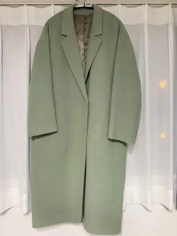 민트 그린 오버 사이즈 롱 코트