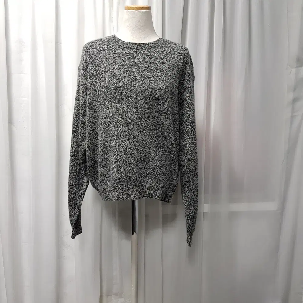 Uniqlo Round Neck 100% Wool Long Sleeve Knit T-shirt Women&#x27;s L C859