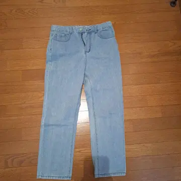 라이트 블루 스트레이트 데님