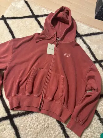 ADAMASTE 빨간색 M 후드티