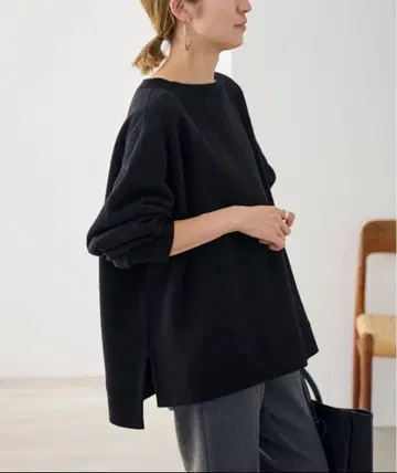 FRAMeWORK 프레임워크 보트넥 오버 TEE 맨투맨 블랙