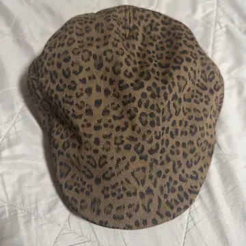 레오파드 무늬 베레모
