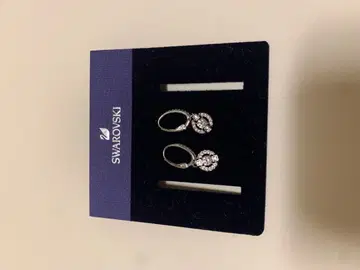 Swarovski 귀걸이